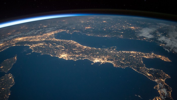 “雲網融合”關鍵在産業(yè)攜手共建